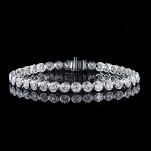 PLATINUM DIAMOND BRACELET